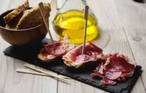 regalar aceite de oliva y jamón ibérico